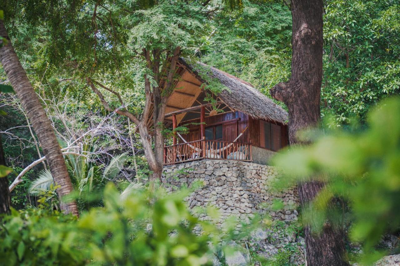 Sangat Island Dive Resort Coron Exterior foto