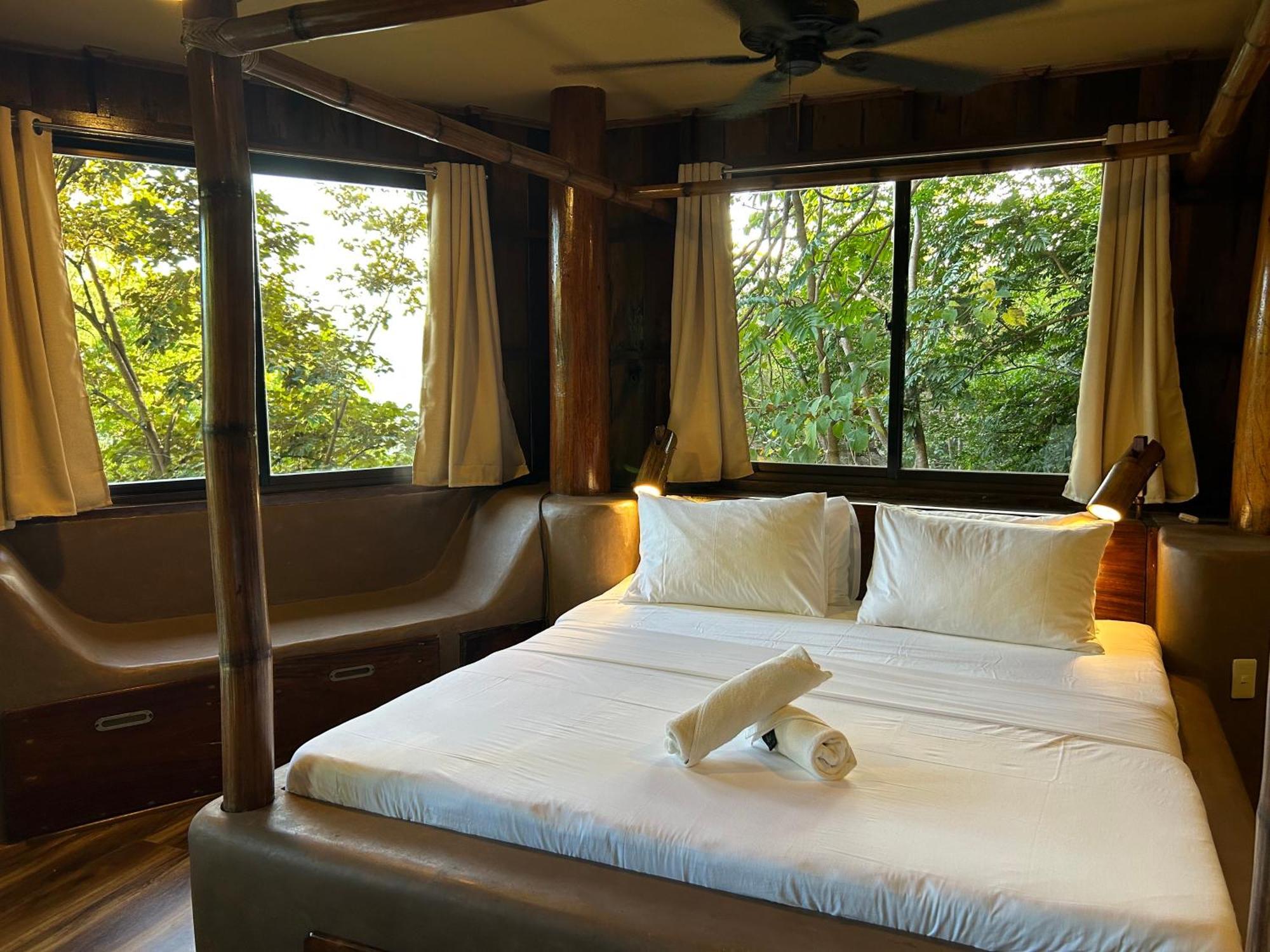 Sangat Island Dive Resort Coron Exterior foto